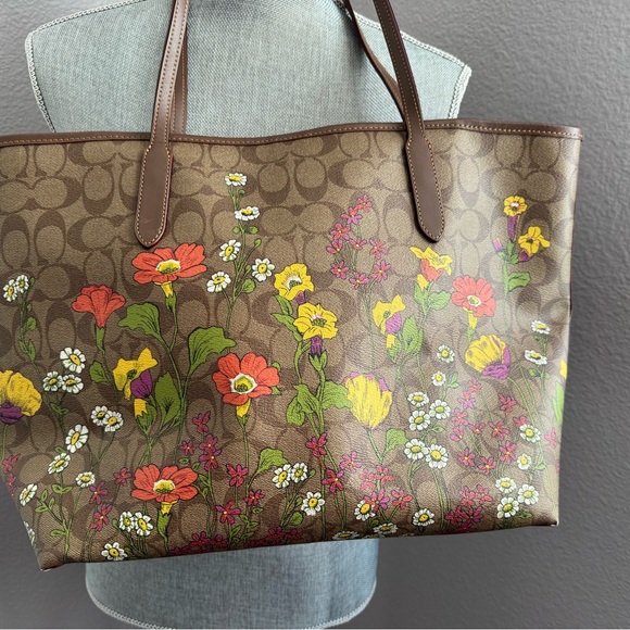 Coach Handbags - Coach Garden Floral Tote